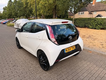 Used Toyota AYGO 2015 for sale - 79450718: Photo