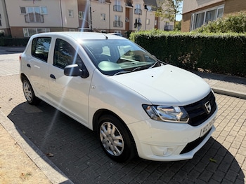 Used Dacia Sandero 2016 for sale - 79520126: Photo