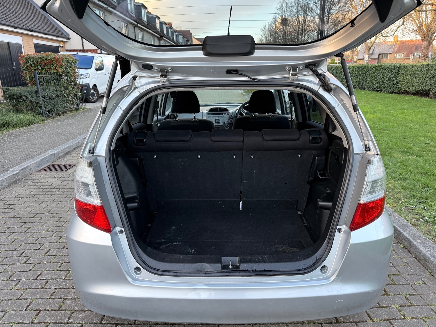 Used Honda Jazz 2009 for sale - 77938553: Photo 16