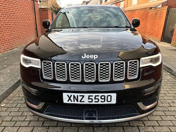 Used Jeep Grand Cherokee 2018 for sale - 76934116: Photo