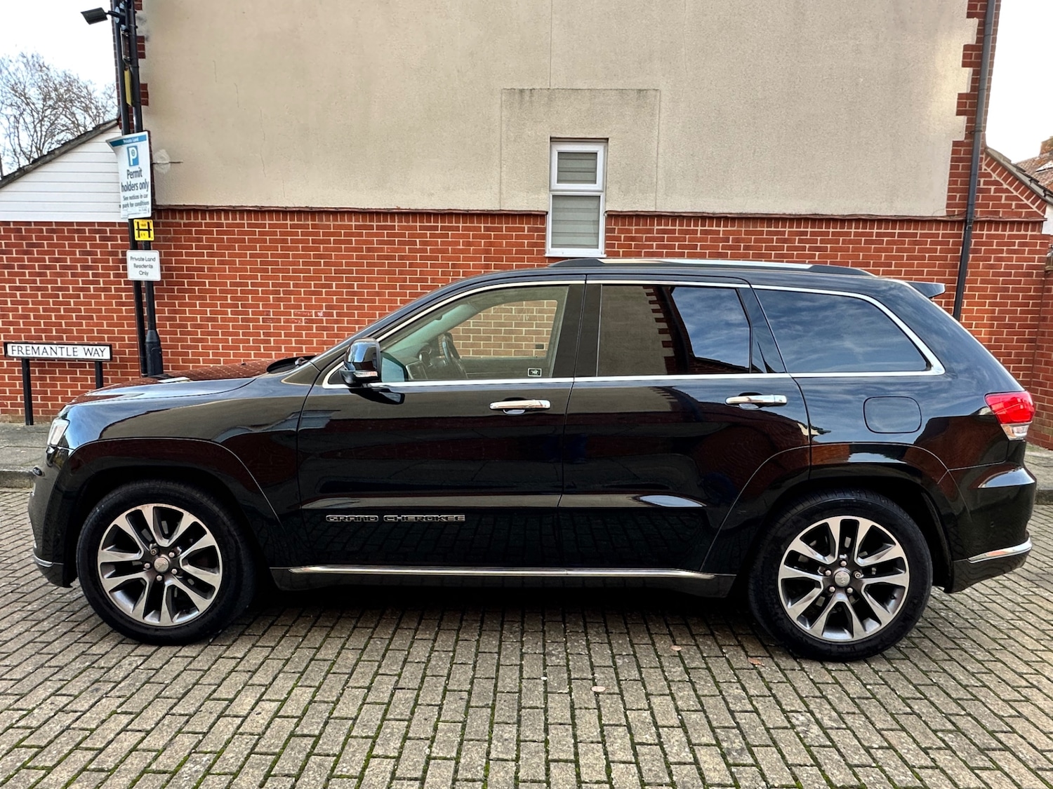 Used Jeep Grand Cherokee 2018 for sale - 76934116: Photo 4