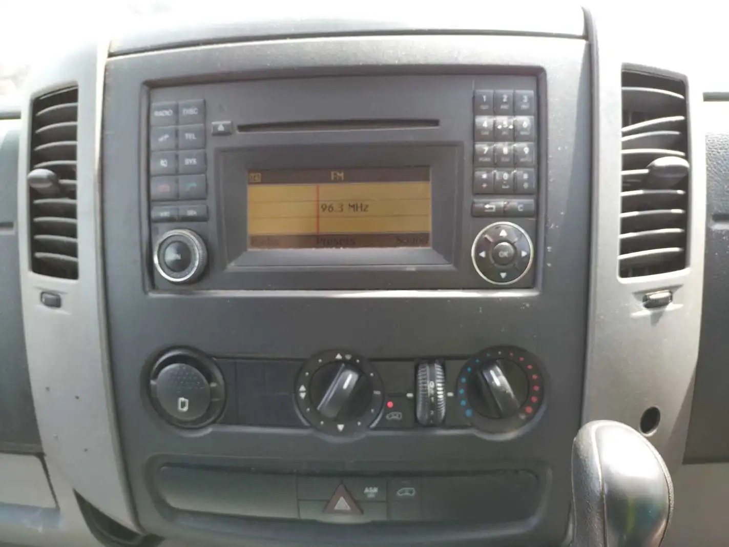 Used Mercedes-Benz Sprinter 2013 for sale - 77189509: Photo 4