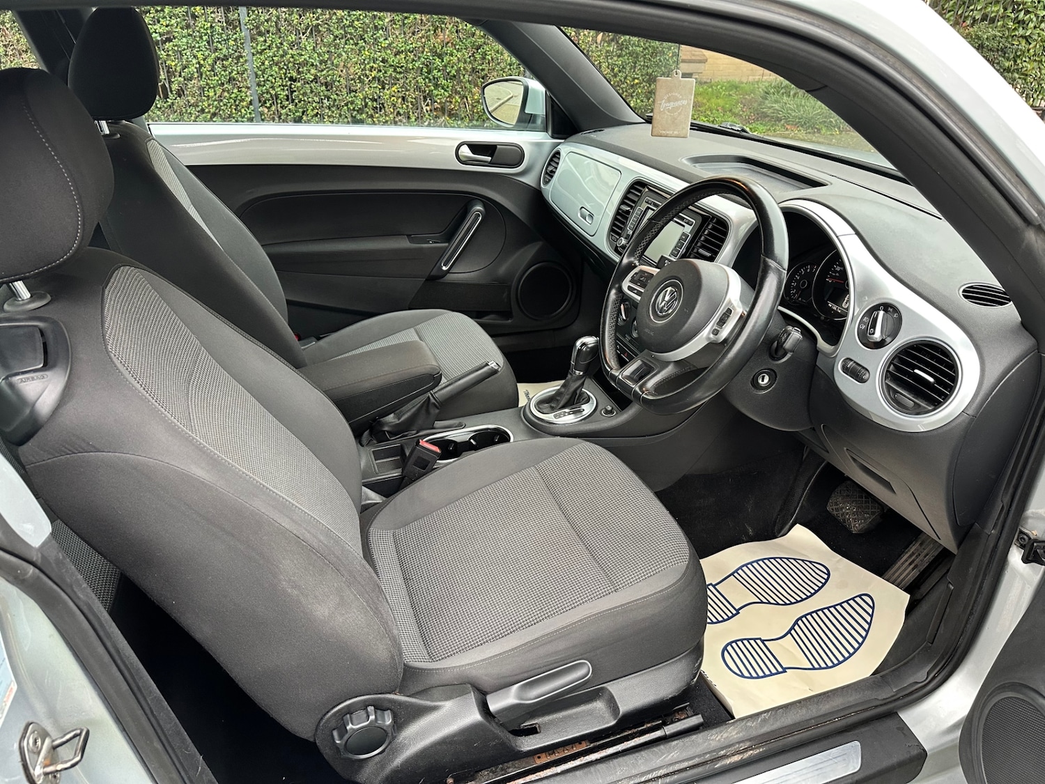 Used Volkswagen Beetle 2012 for sale - 76548148: Photo 9