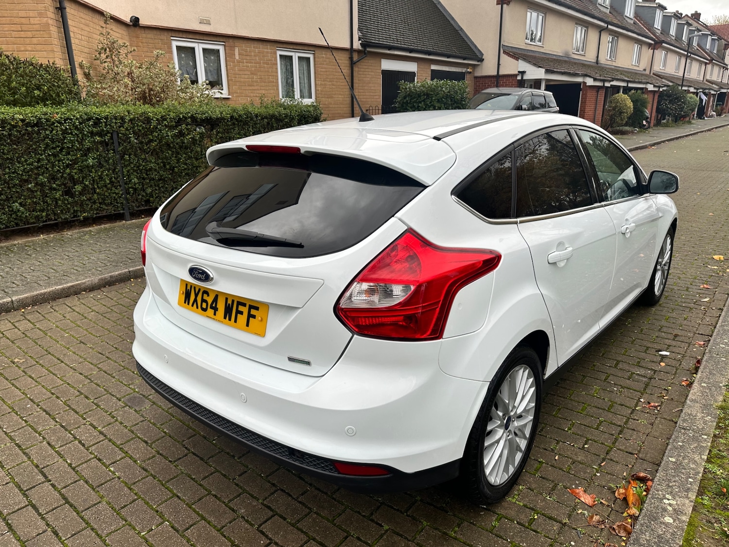 Used Ford Focus 2014 for sale - 76606118: Photo 3