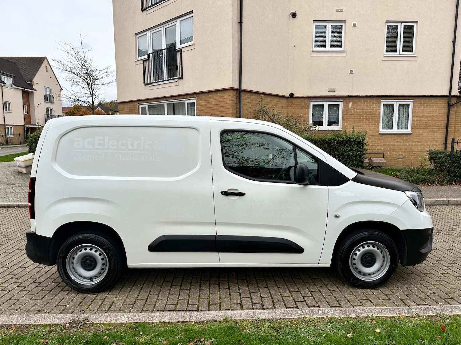 Used Vauxhall Combo 2018 for sale - 76379260: Photo 5