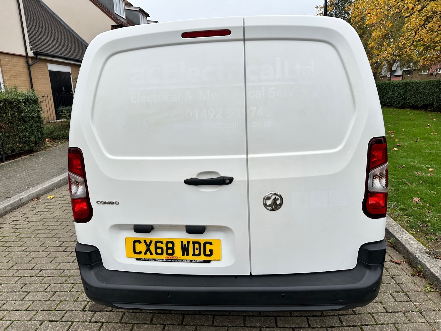 Used Vauxhall Combo 2018 for sale - 76379260: Photo 8