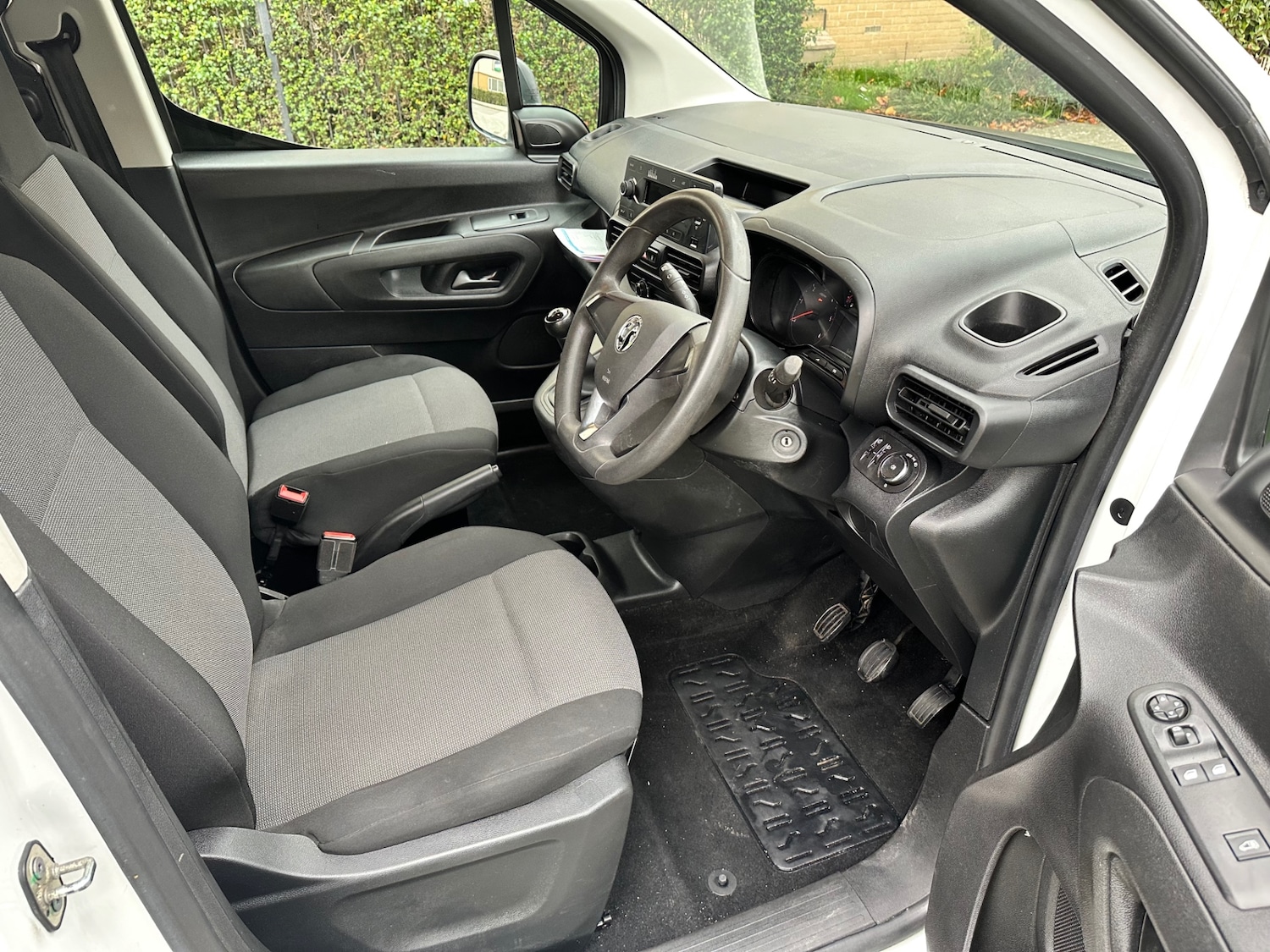 Used Vauxhall Combo 2018 for sale - 76379260: Photo 9