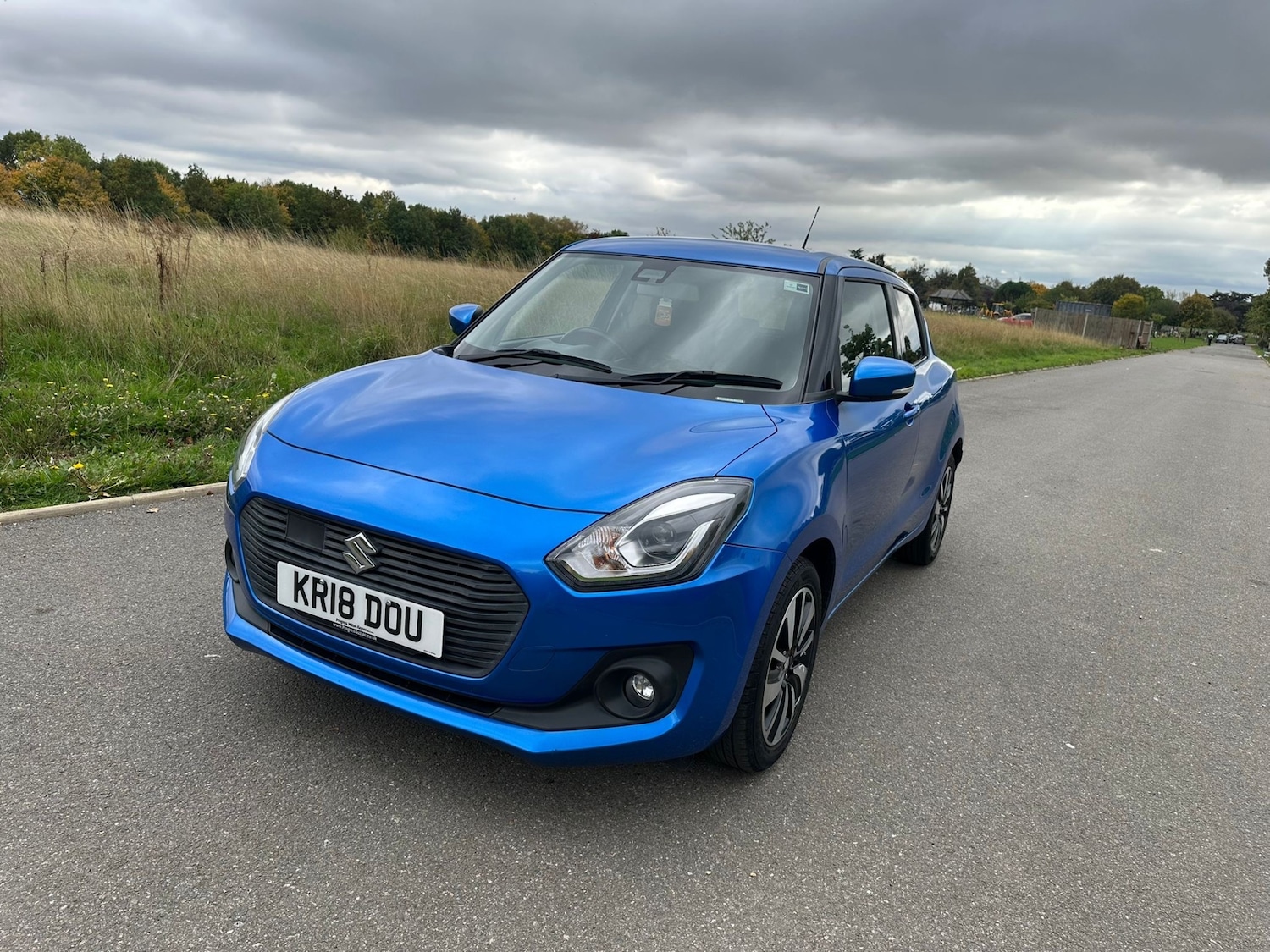Used Suzuki Swift 2018 for sale - 76317256: Photo 1