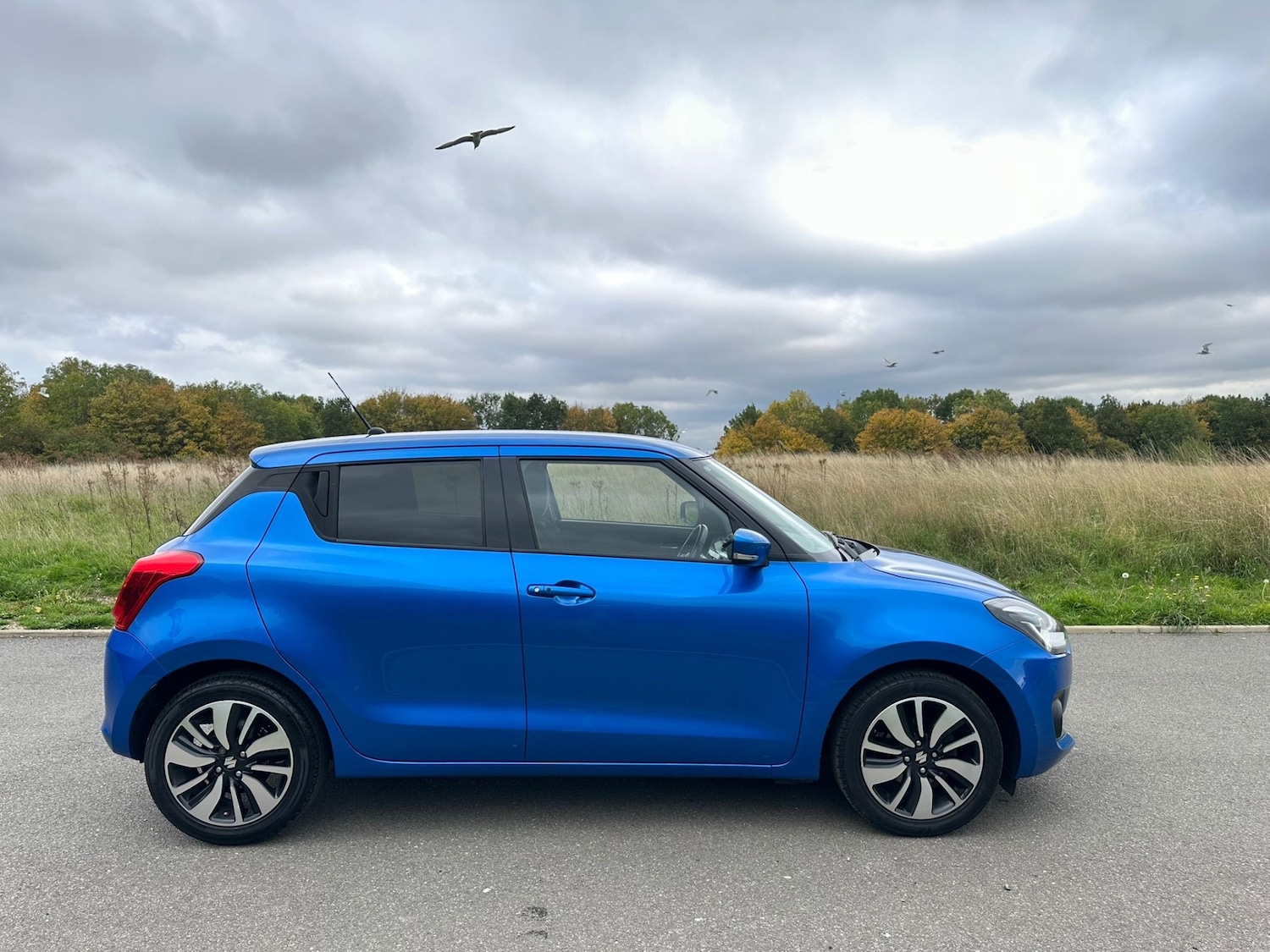 Used Suzuki Swift 2018 for sale - 76317256: Photo 11