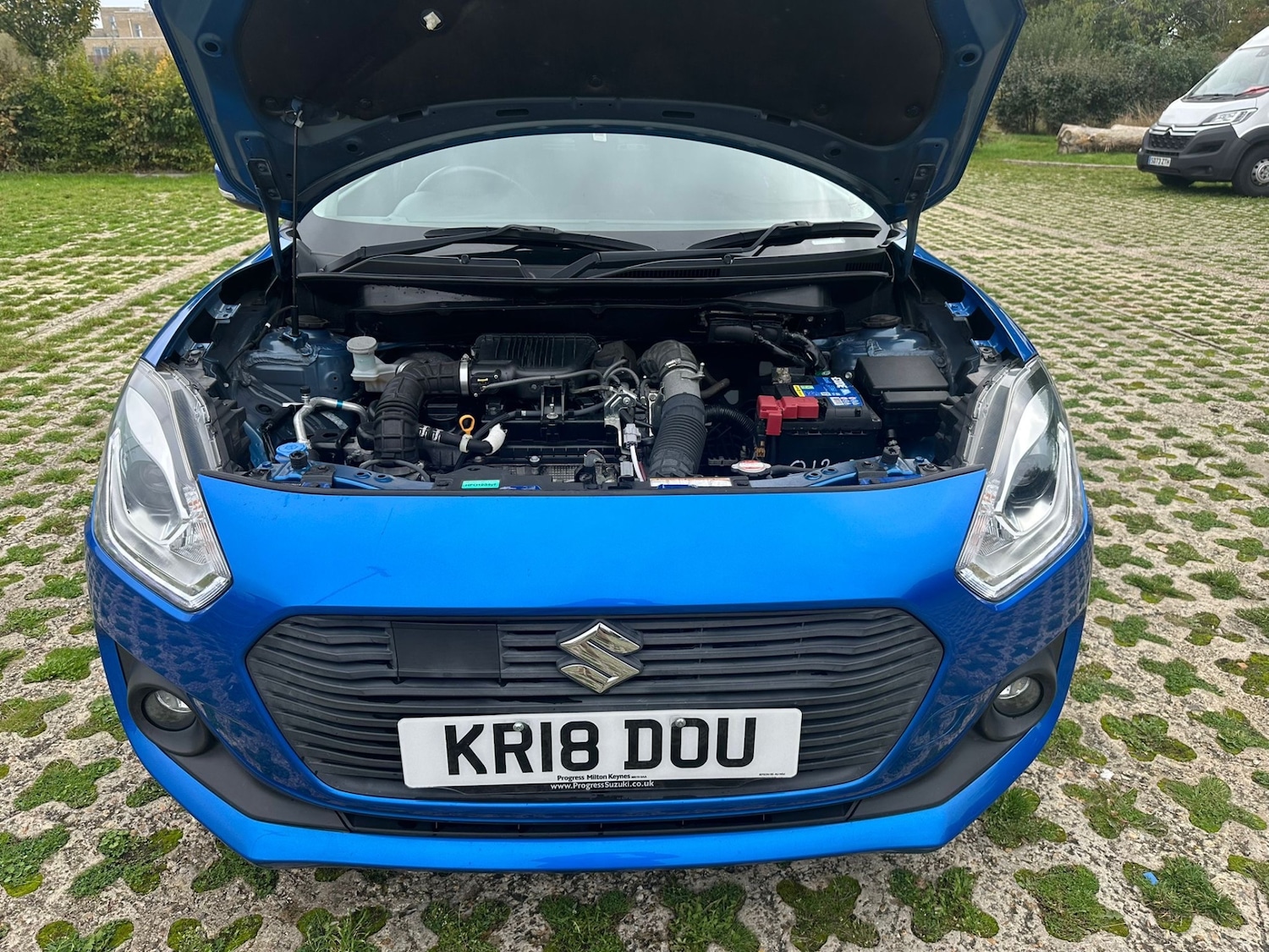 Used Suzuki Swift 2018 for sale - 76317256: Photo 14