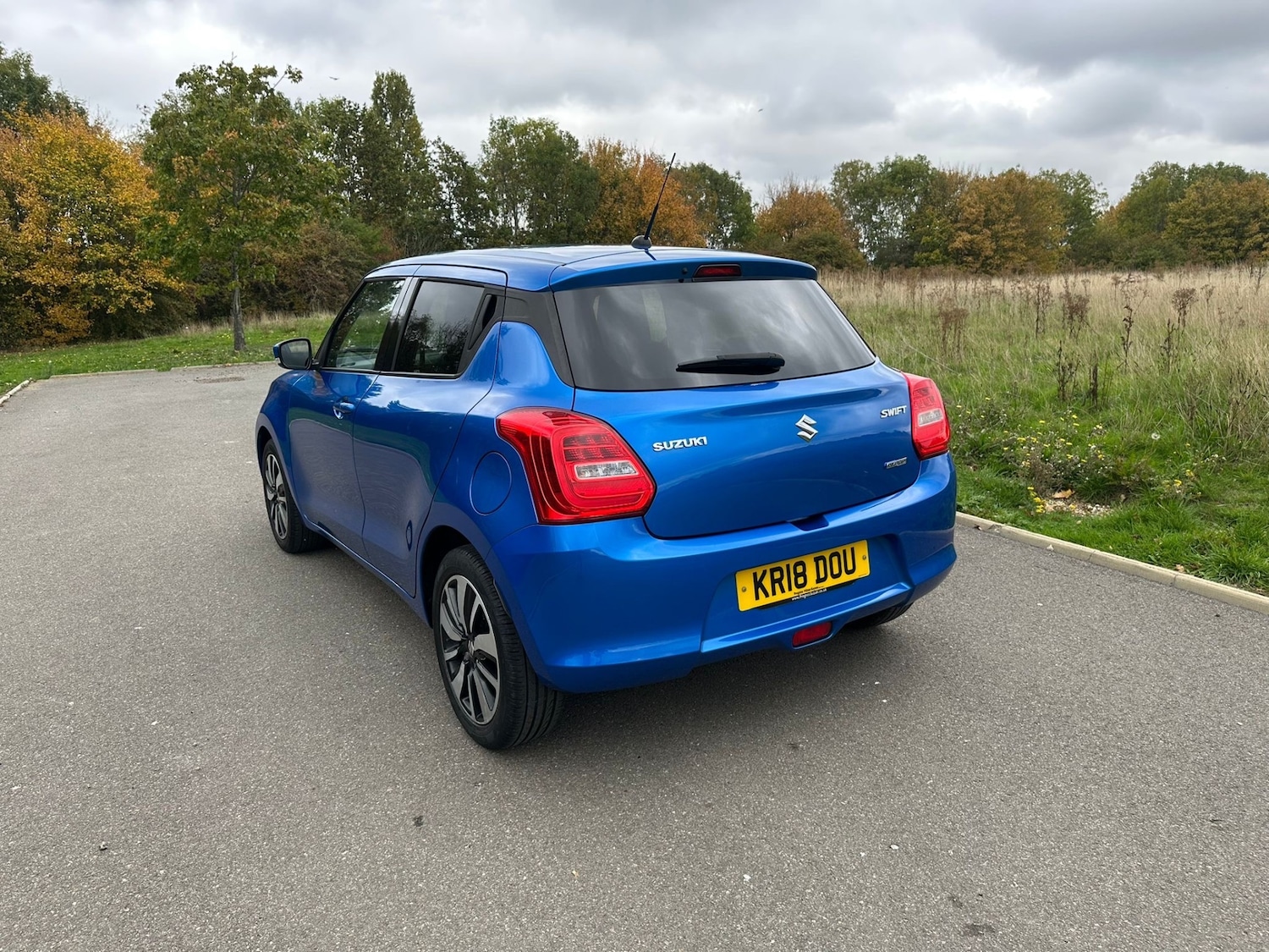 Used Suzuki Swift 2018 for sale - 76317256: Photo 4