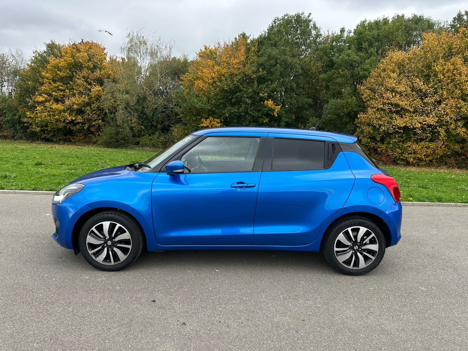 Used Suzuki Swift 2018 for sale - 76317256: Photo 6