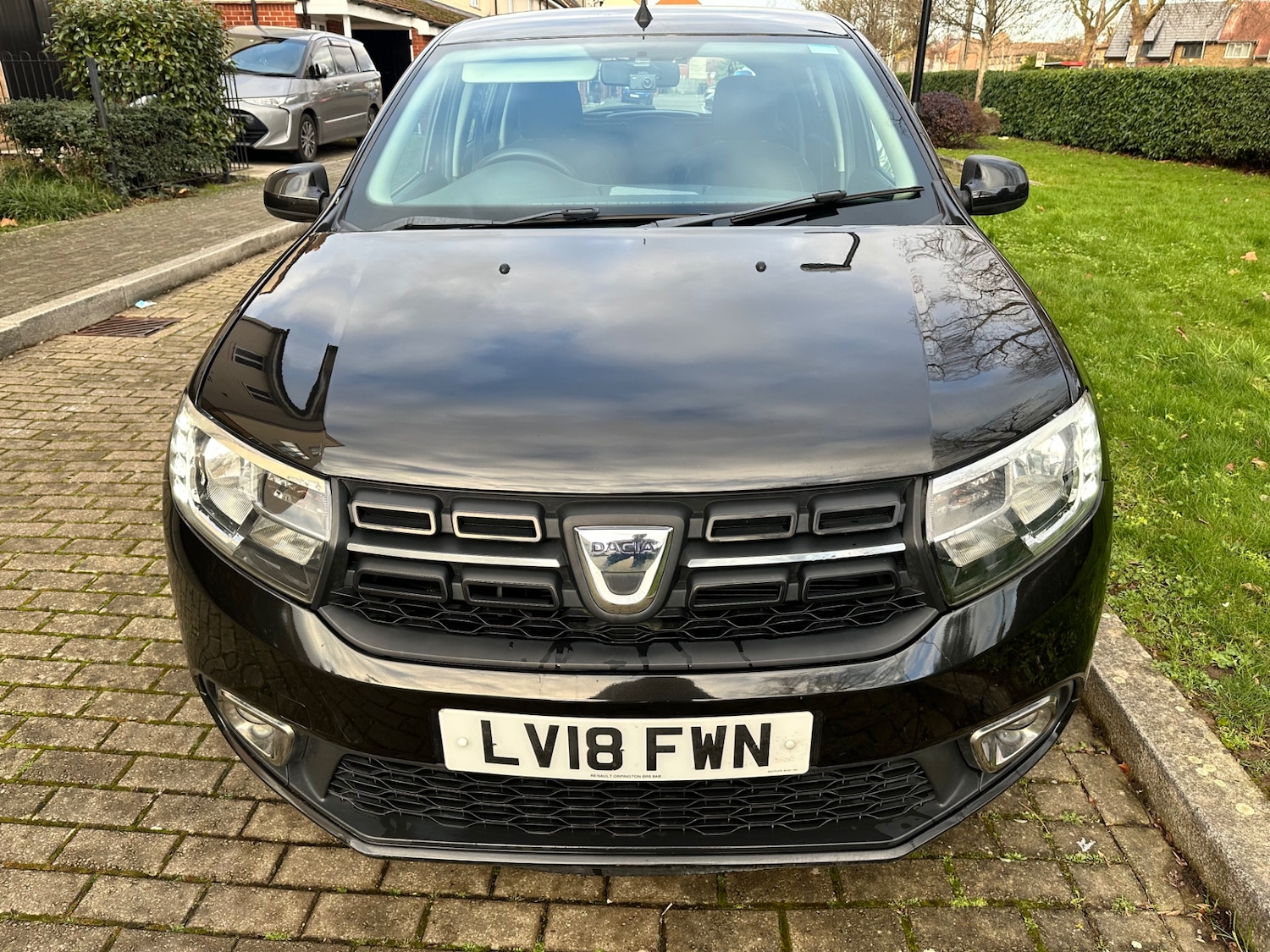 Used Dacia Sandero 2018 for sale - 77118696: Photo 2
