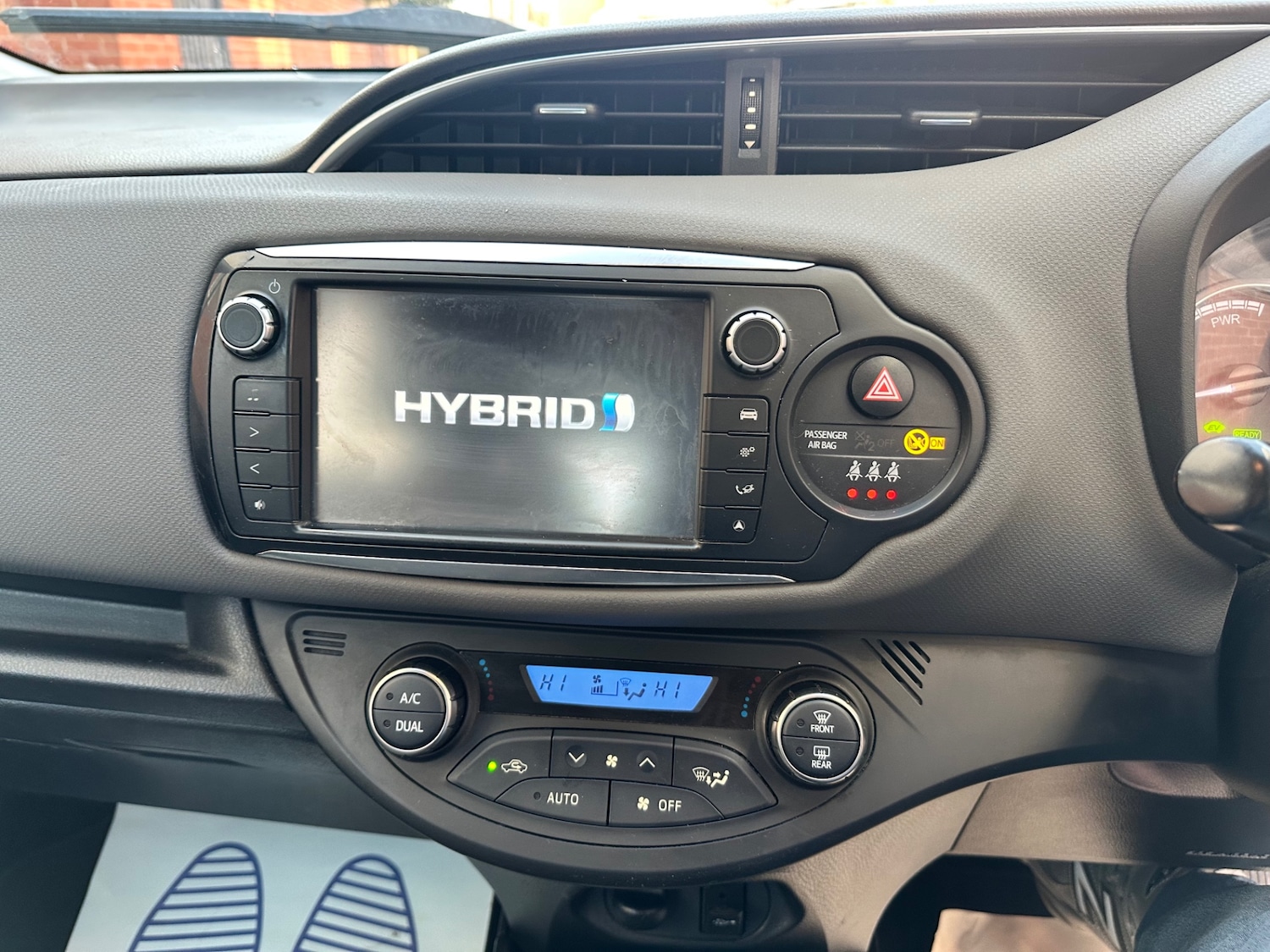 Used Toyota Yaris 2015 for sale - 76935730: Photo 13