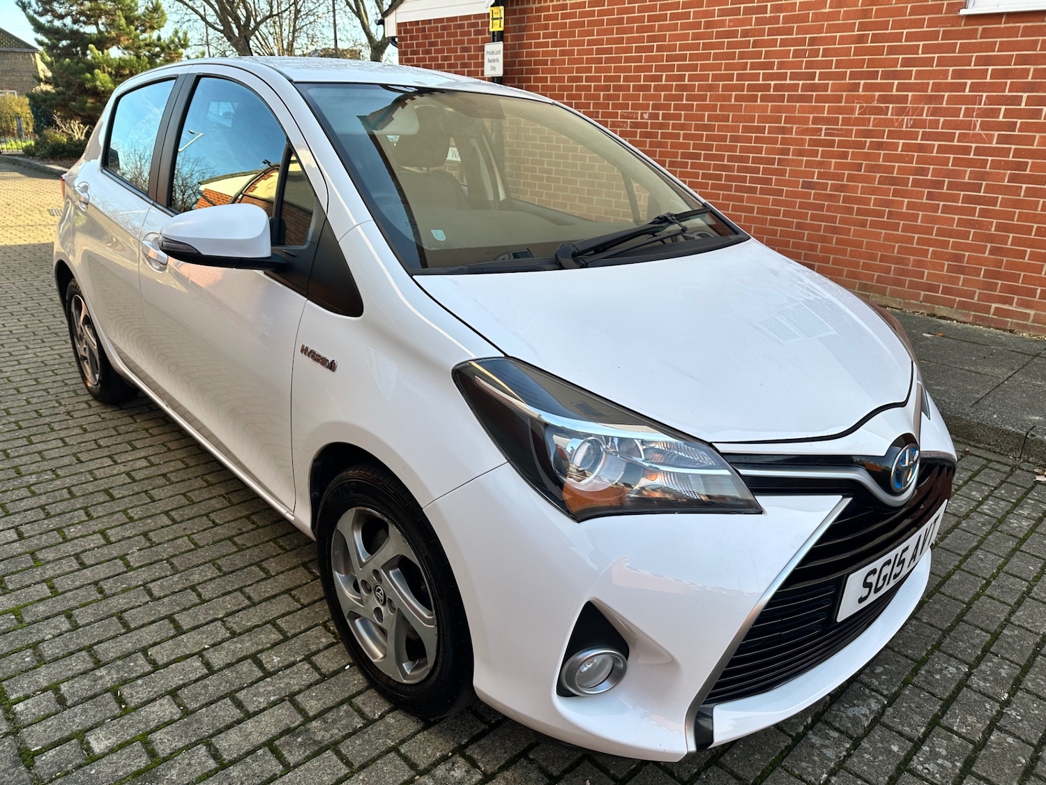 Used Toyota Yaris 2015 for sale - 76935730: Photo 3