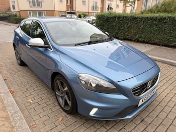 Used Volvo V40 2016 for sale - 79661410: Photo