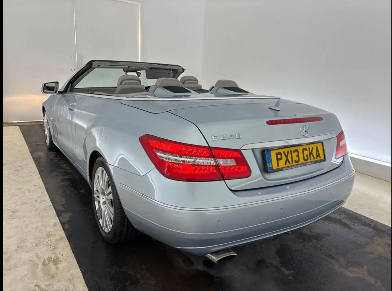 Used Mercedes-Benz E Class 2013 for sale - 77057124: Photo 4