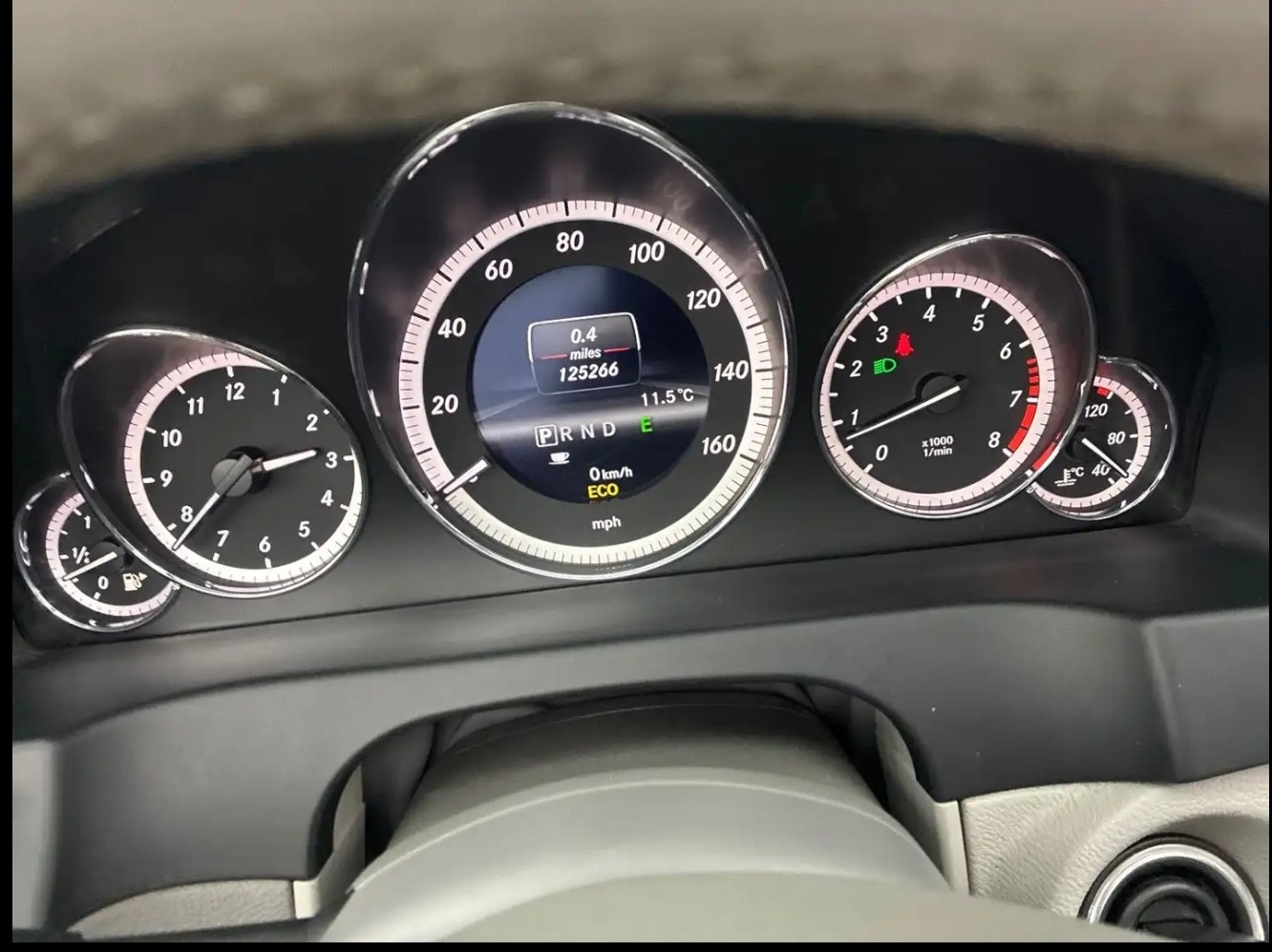 Used Mercedes-Benz E Class 2013 for sale - 77057124: Photo 7