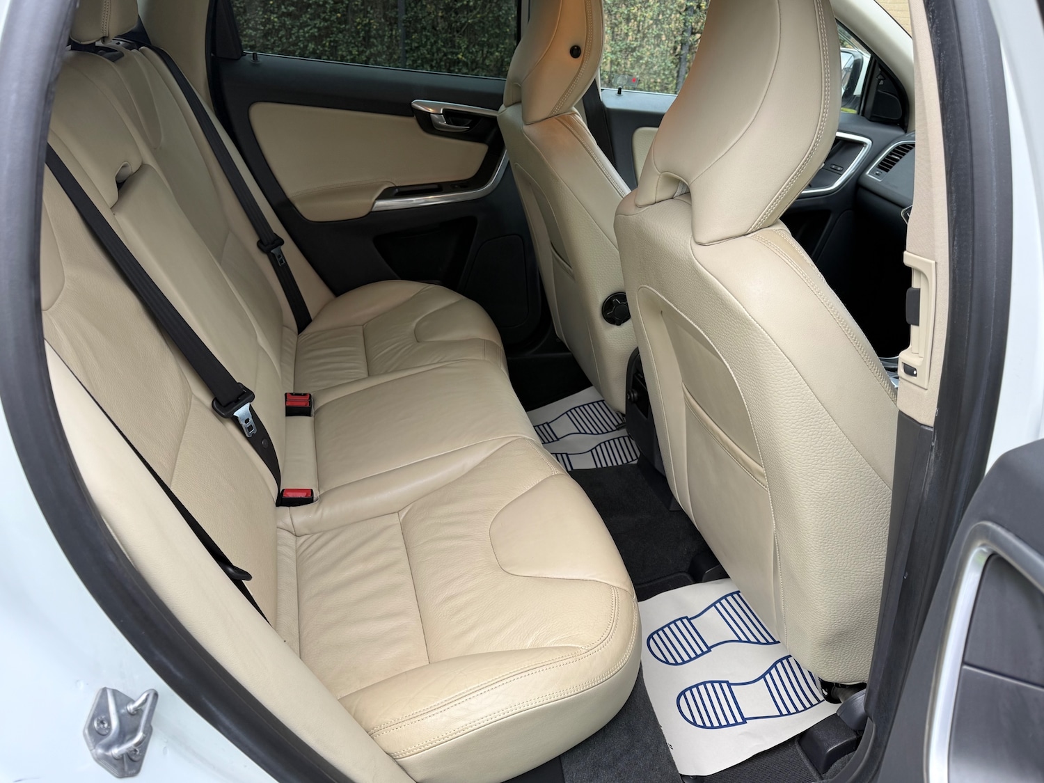 Used Volvo XC60 2025 for sale - 77539911: Photo 11