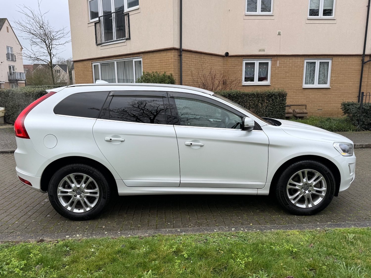 Used Volvo XC60 2025 for sale - 77539911: Photo 5