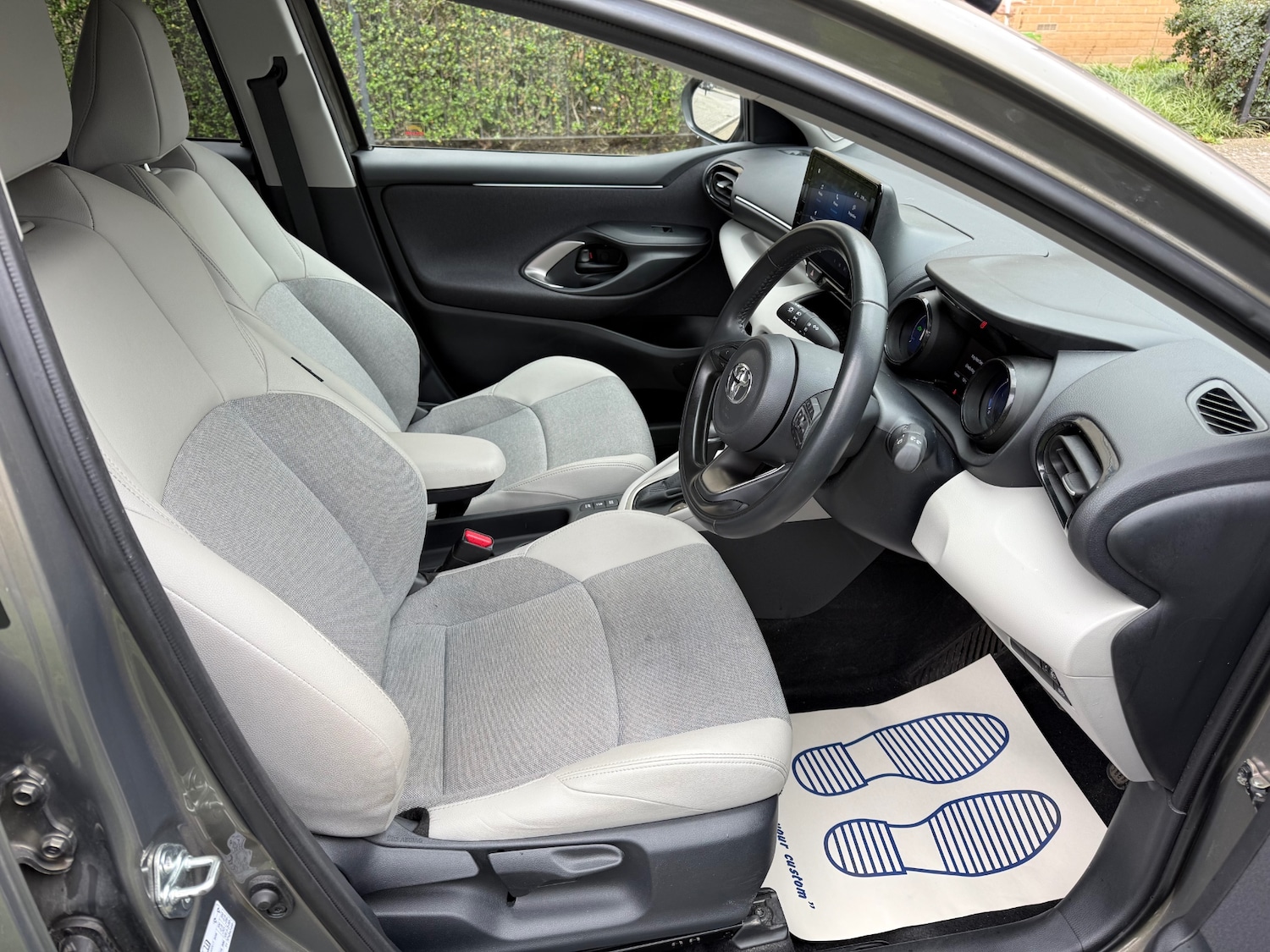 Used Toyota Yaris 2023 for sale - 78060867: Photo 10