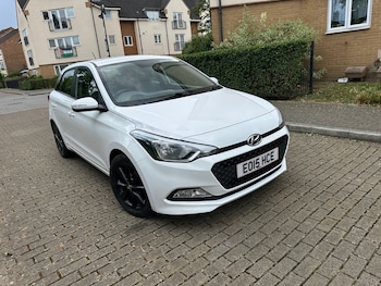 Used Hyundai i20 2015 for sale - 78597035: Photo