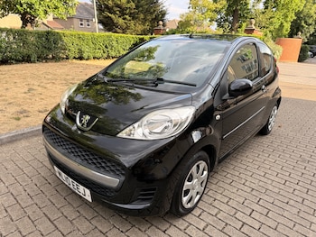 Used Peugeot 107 2010 for sale - 79384204: Photo