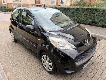 Used Peugeot 107 2010 for sale - 79384204: Photo