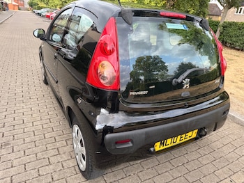 Used Peugeot 107 2010 for sale - 79384204: Photo