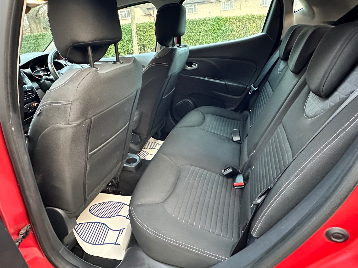 Used Renault Clio 2015 for sale - 76748671: Photo 12