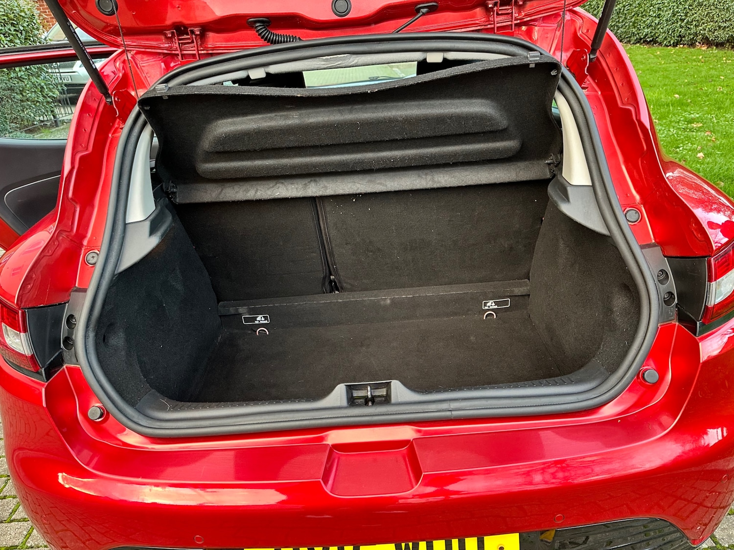 Used Renault Clio 2015 for sale - 76748671: Photo 14