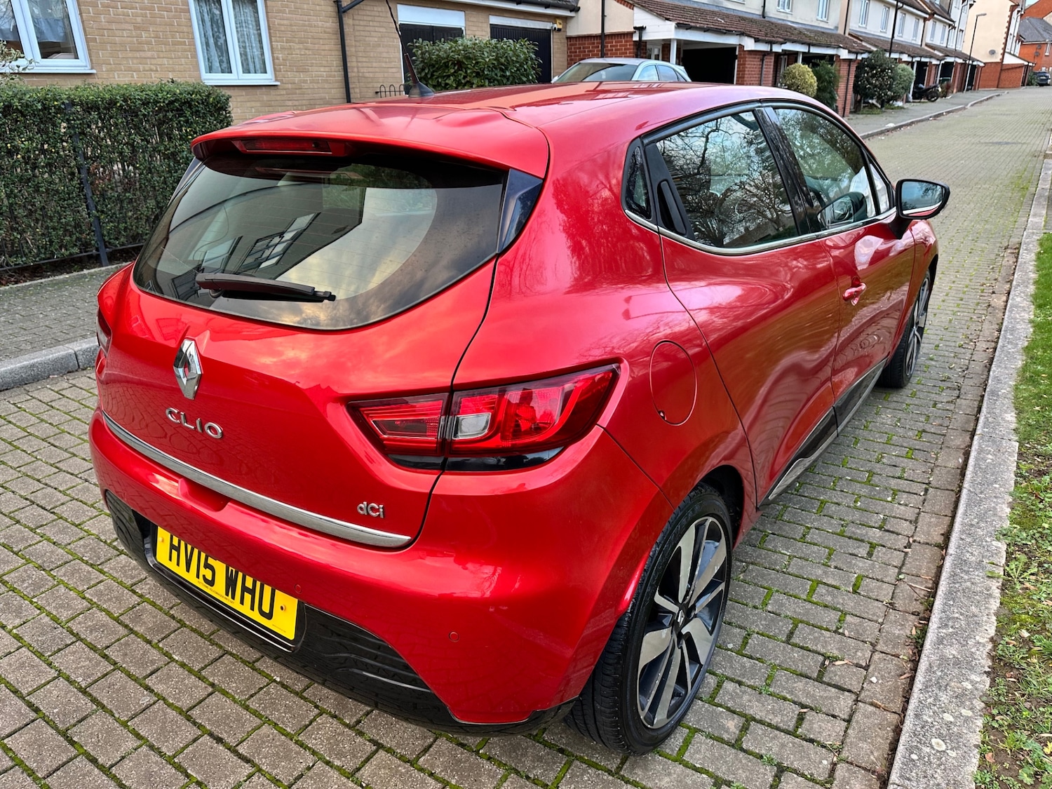 Used Renault Clio 2015 for sale - 76748671: Photo 3