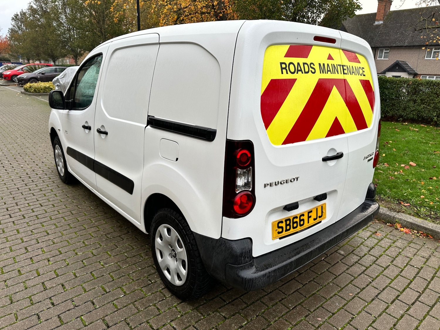 Used Peugeot Partner 2016 for sale - 76439991: Photo 4