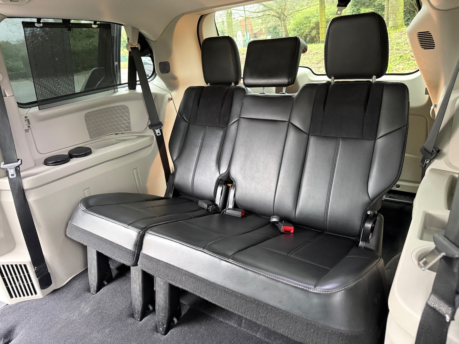 Used Chrysler Grand Voyager 2013 for sale - 77610352: Photo 15