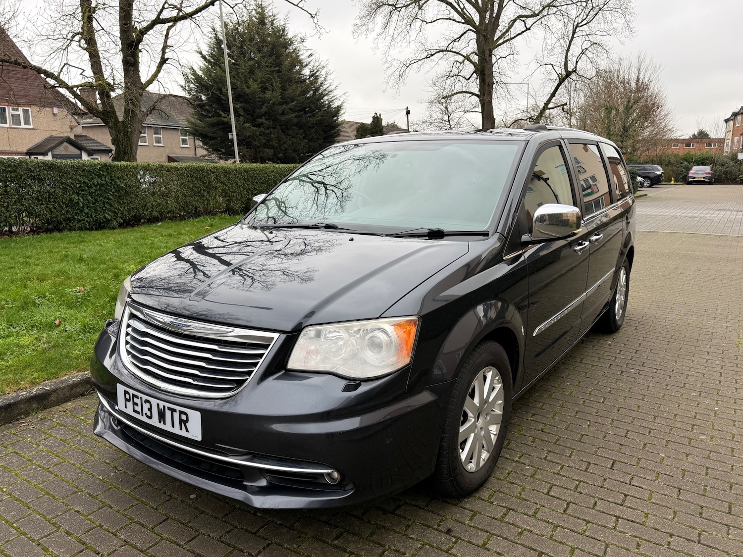 Used Chrysler Grand Voyager 2013 for sale - 77610352: Photo 4