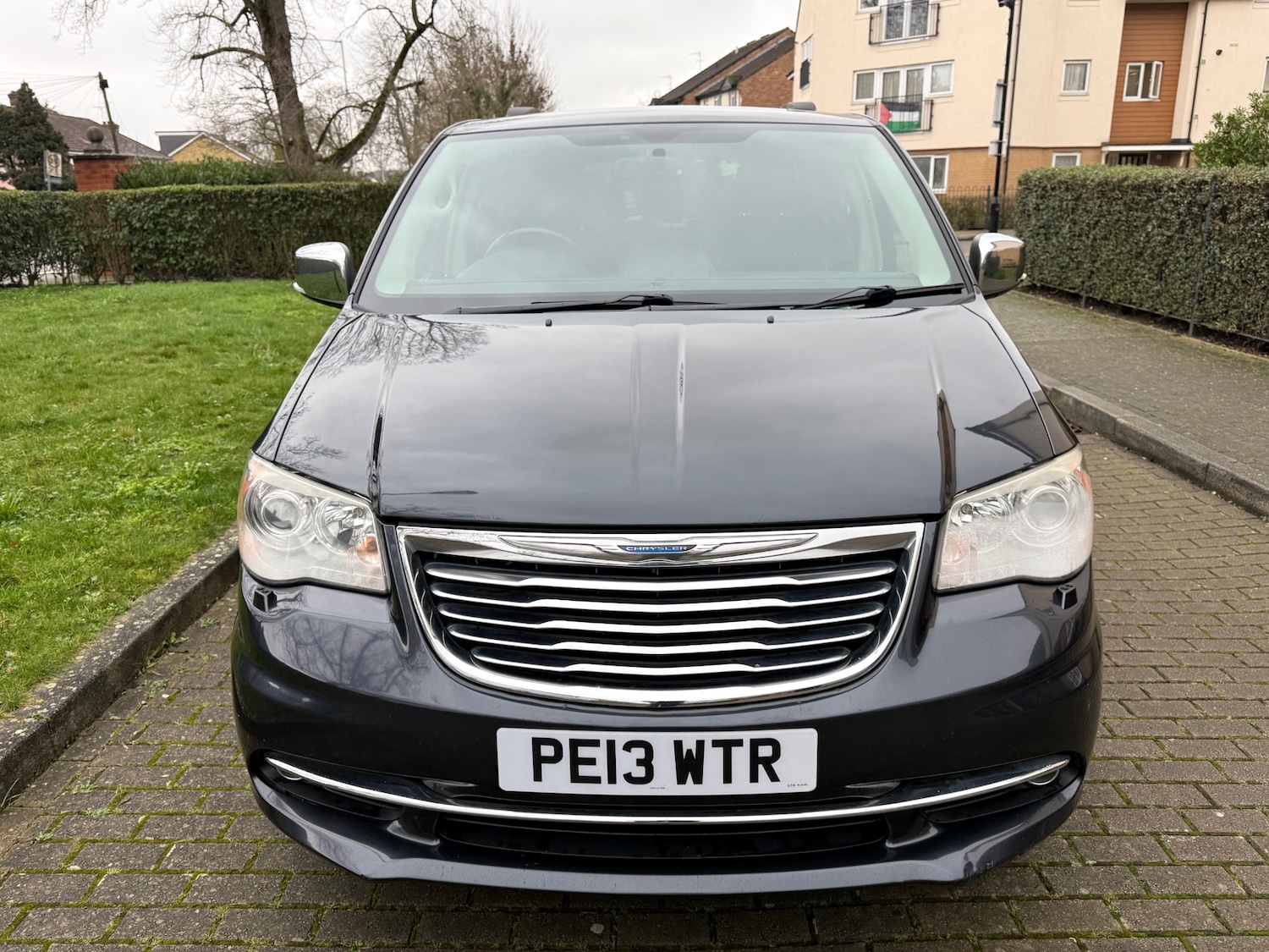 Used Chrysler Grand Voyager 2013 for sale - 77610352: Photo 6