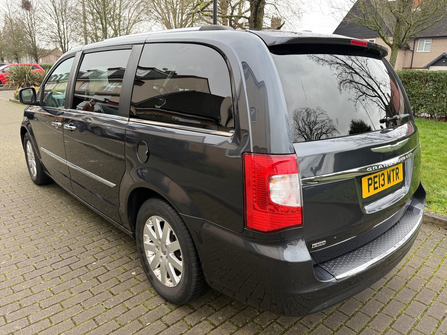 Used Chrysler Grand Voyager 2013 for sale - 77610352: Photo 8