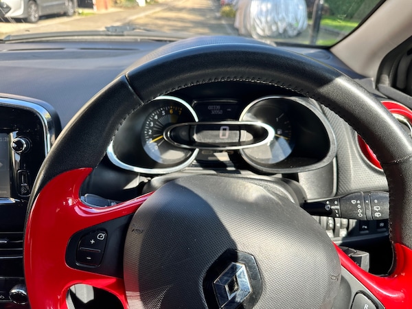 Used Renault Clio 2014 for sale - 76102235: Photo 11