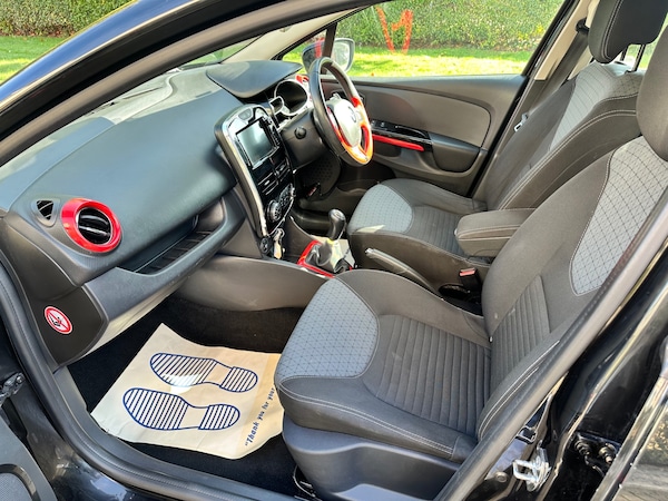 Used Renault Clio 2014 for sale - 76102235: Photo 8