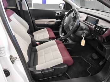 Used Citroen C4 Cactus 2018 for sale - 79859531: Photo