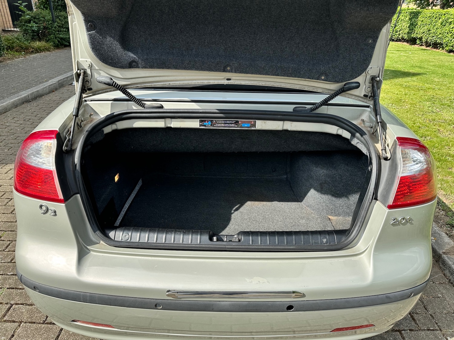 Used Saab 9-3 2005 for sale - 76334191: Photo 11