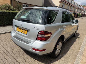 Used Mercedes-Benz M Class 2010 for sale - 79328193: Photo