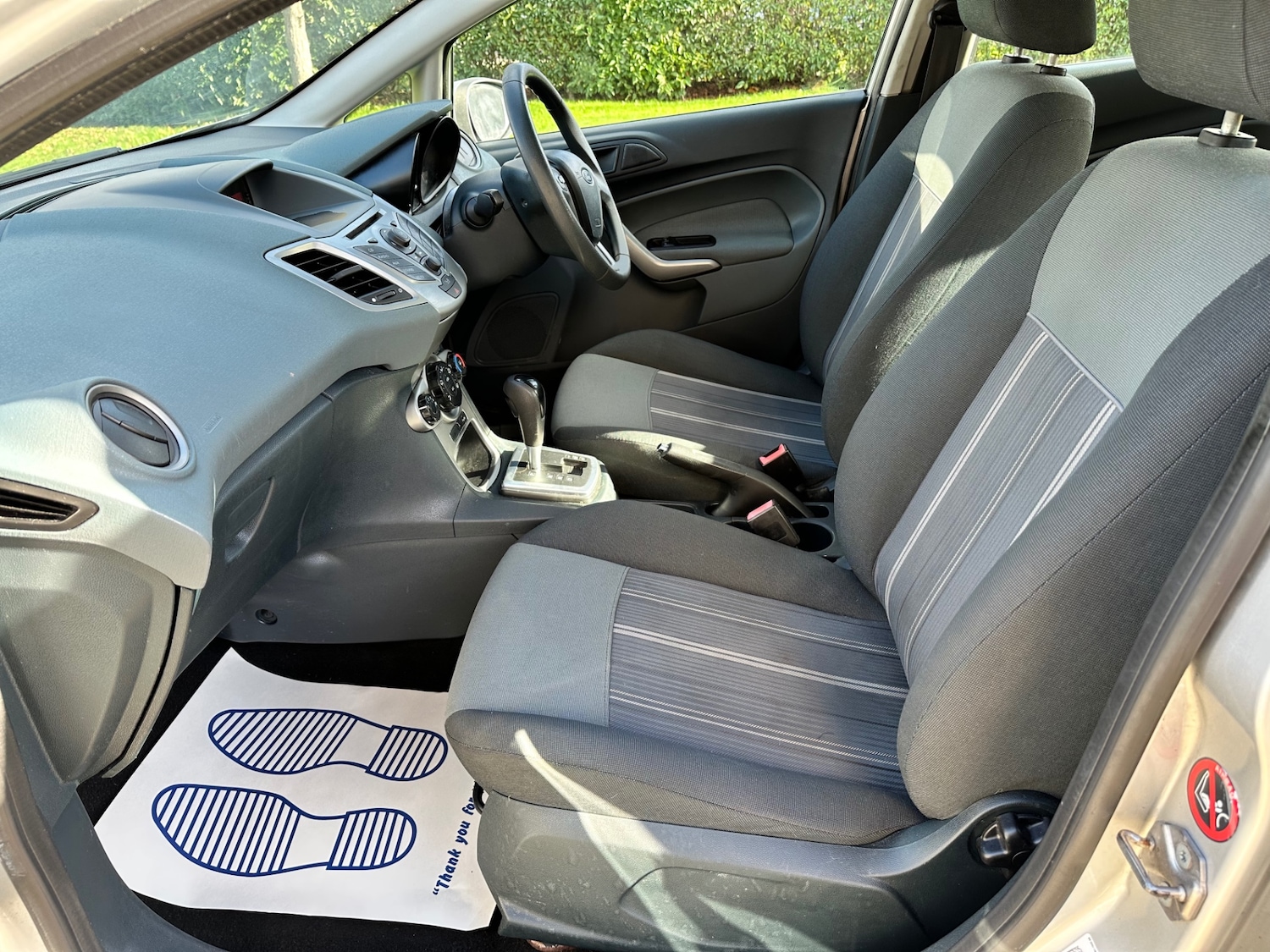 Used Ford Fiesta 2010 for sale - 76566592: Photo 12