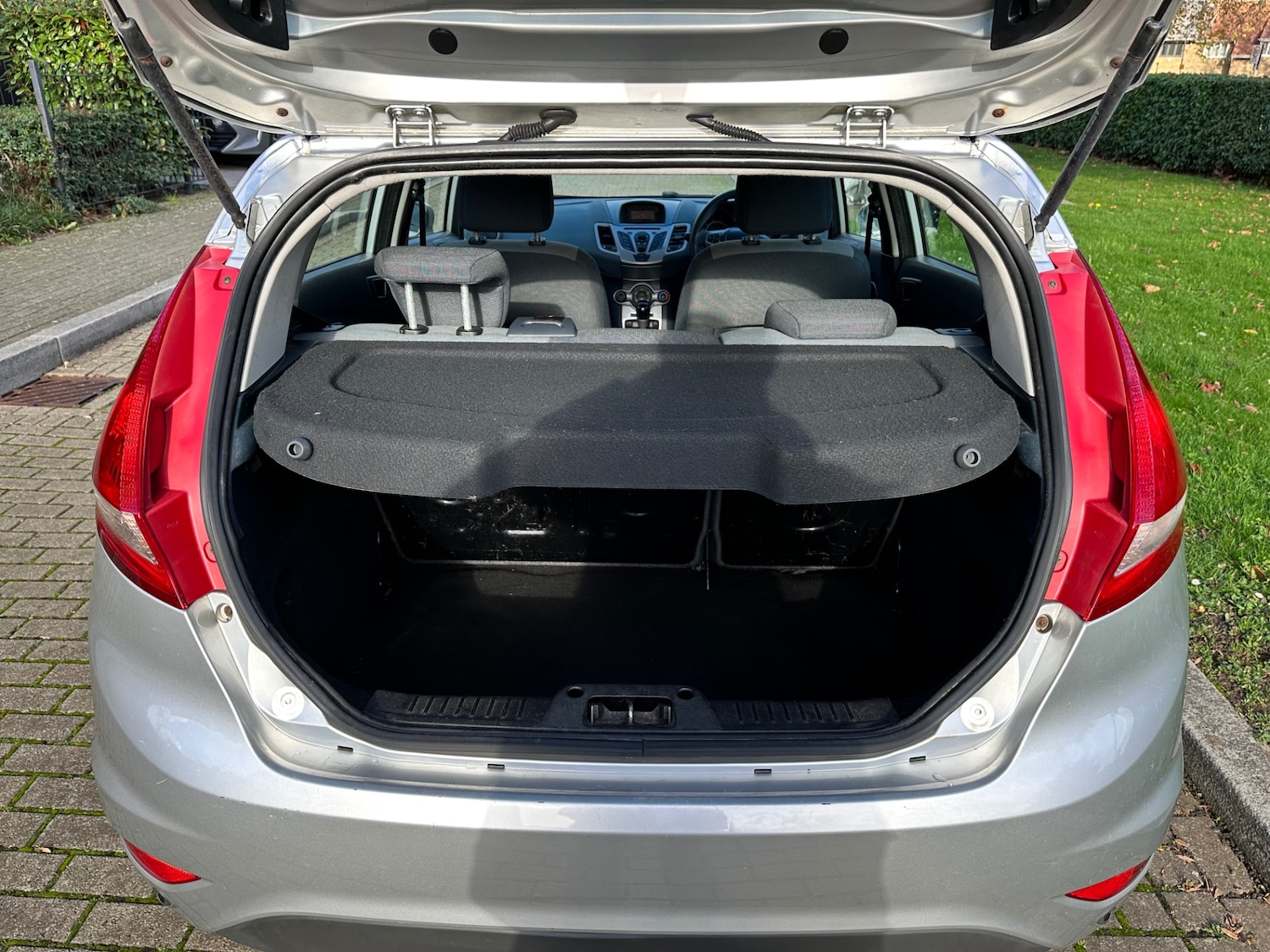 Used Ford Fiesta 2010 for sale - 76566592: Photo 15