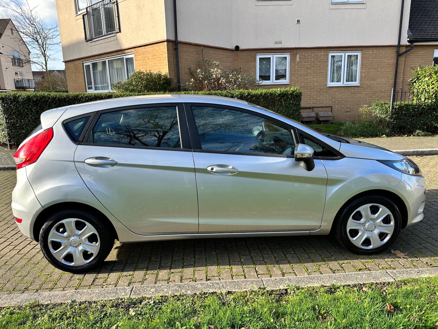 Used Ford Fiesta 2010 for sale - 76566592: Photo 5