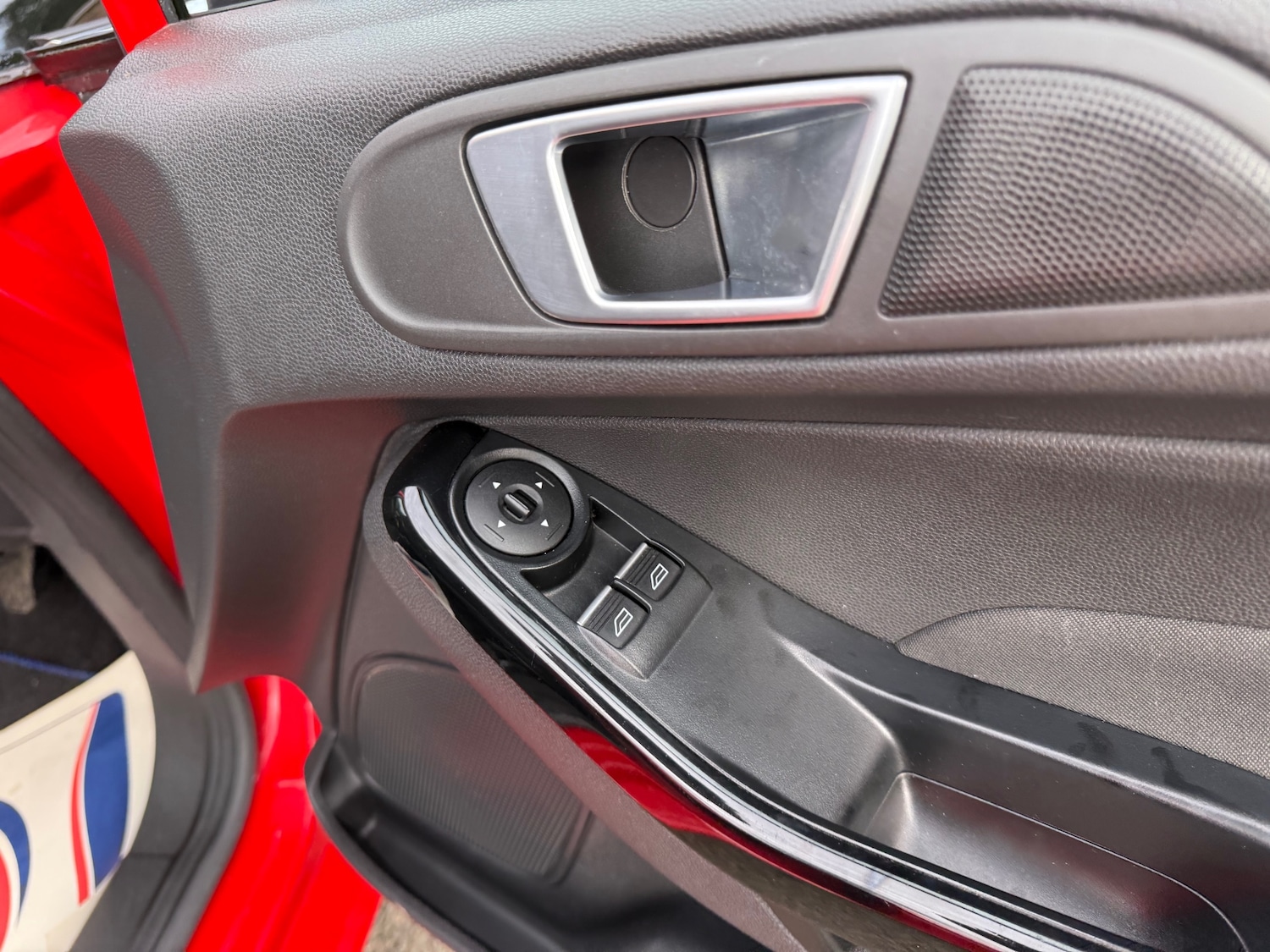 Used Ford Fiesta 2015 for sale - 76011995: Photo 12