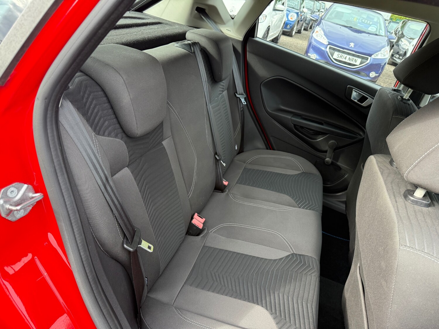 Used Ford Fiesta 2015 for sale - 76011995: Photo 21