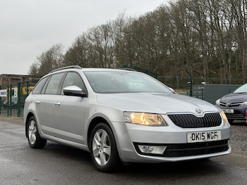 Used Skoda Octavia 2015 for sale - 77991698: Photo