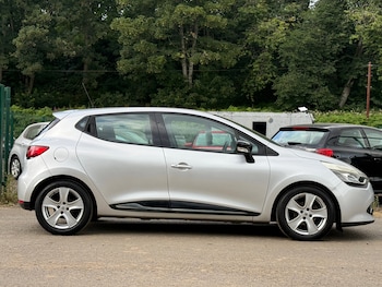 Used Renault Clio 2015 for sale - 79305693: Photo