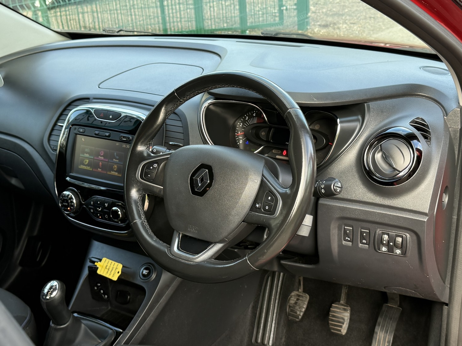 Used Renault Captur 2017 for sale - 78145885: Photo 20